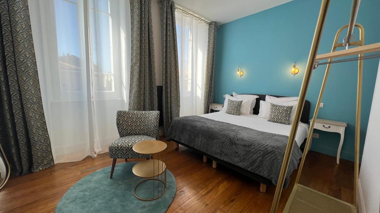 Jardin Bleu - Chambres D'Hotes Saint-Girons  Bagian luar foto