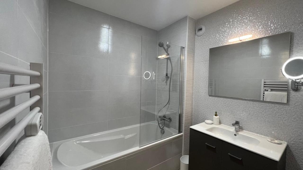 Jardin Bleu - Chambres D'Hotes Saint-Girons  Bagian luar foto